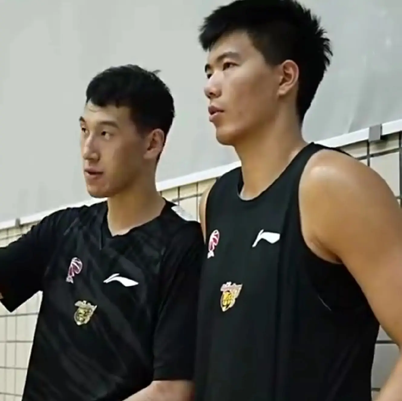 崔永熙, 后卫线一个 崔永熙, 后卫线一个